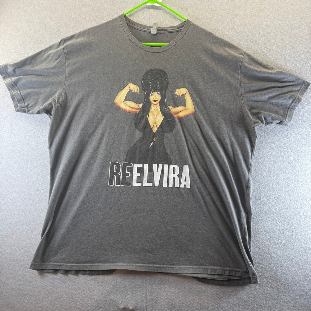 Next Level Reelvira Elvira Mistress of the Dark Graphic T-Shirt Gray Mens 3XL